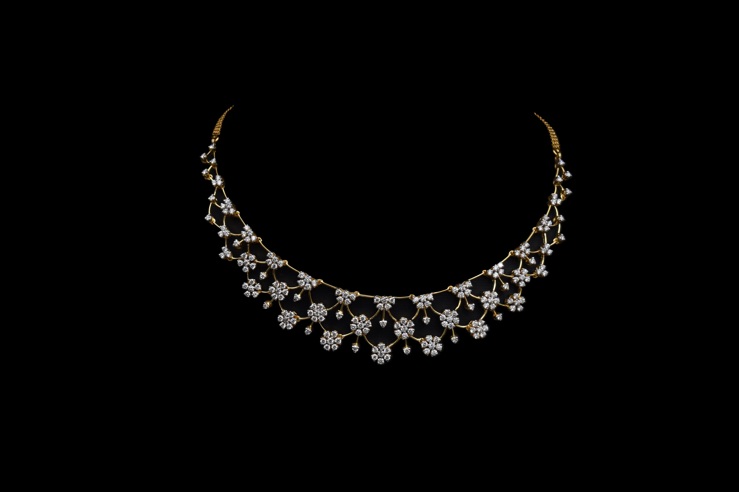 floral drape necklace