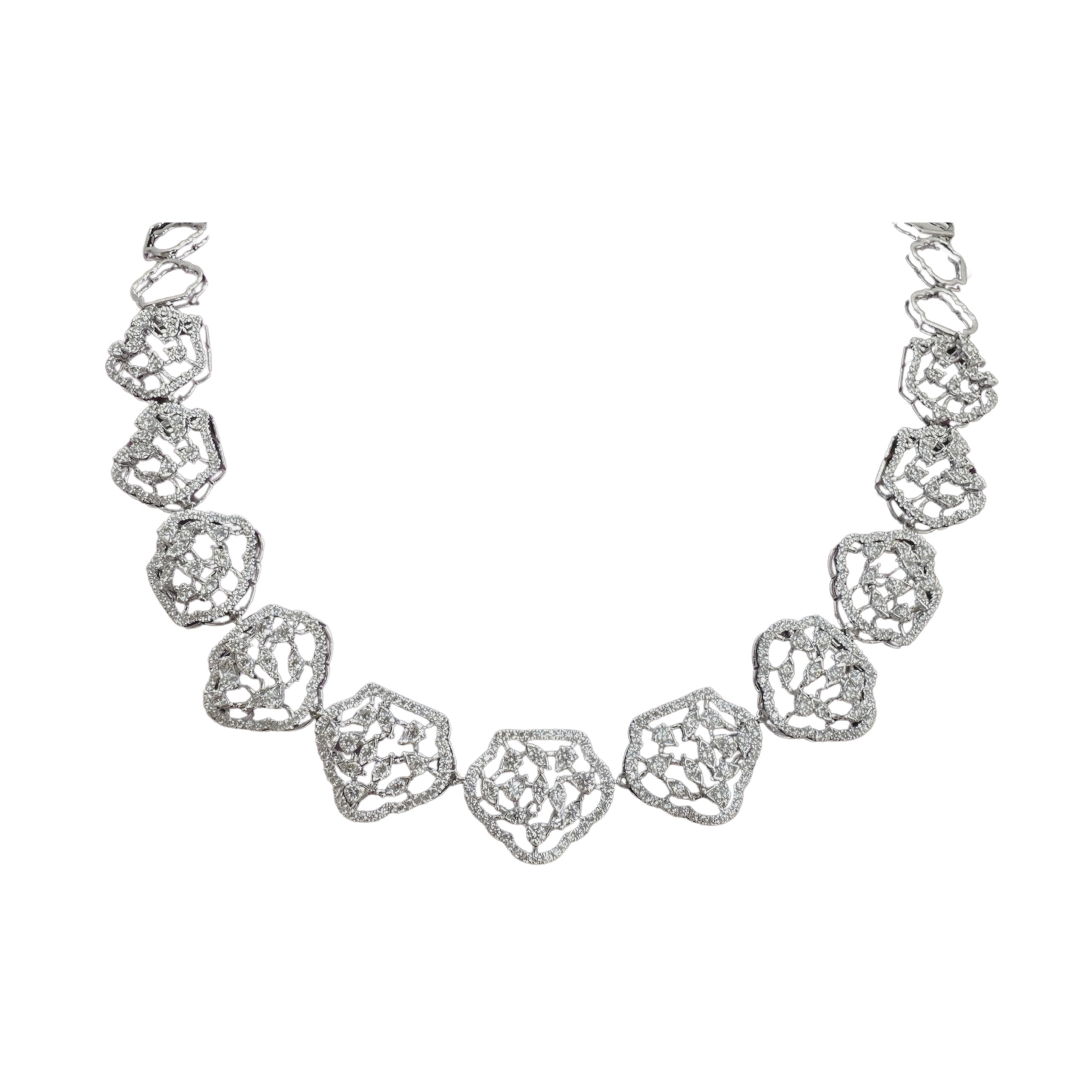 Openwork Flower Diamond Necklace